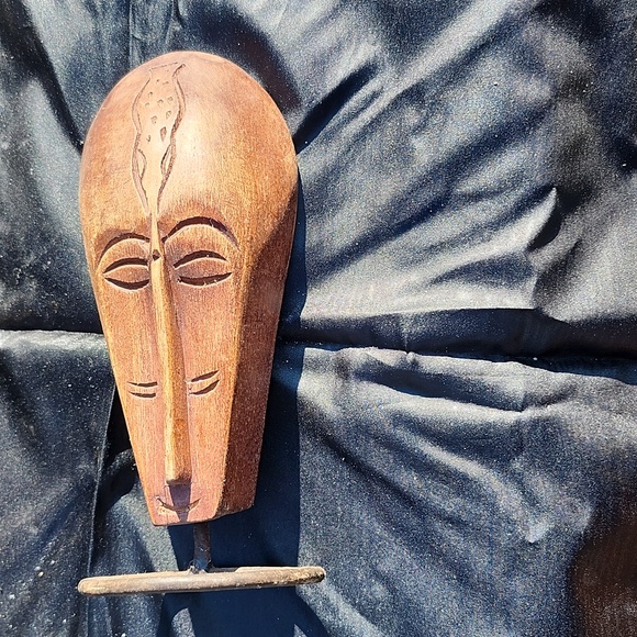 Statues - Picture 5 of 8